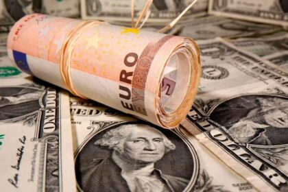 El dólar y el euro se fortalecen frente al peso dominicano